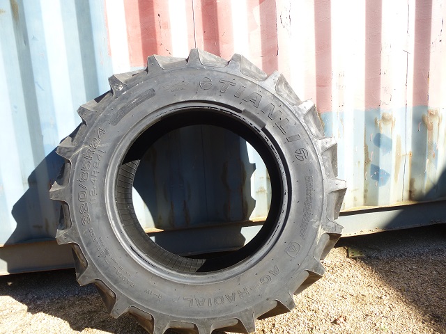 320-85R24