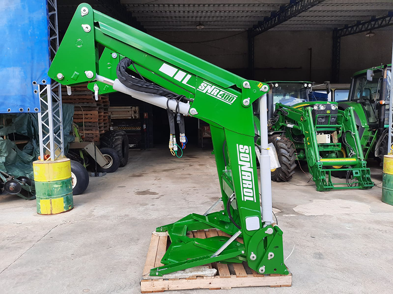 Cargador frontal Sonarol SNR400