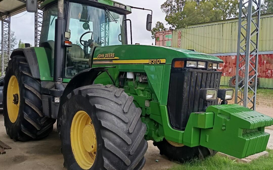 Tractor John Deere 8310 usado